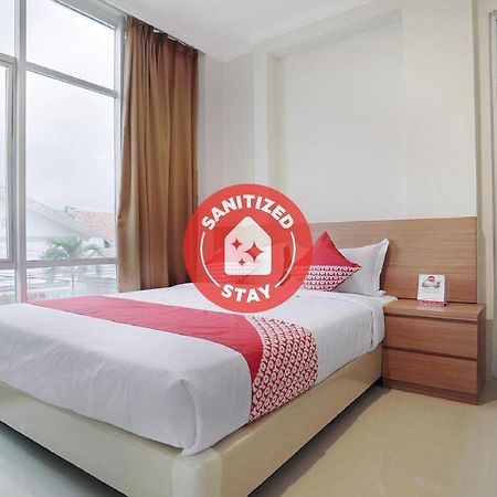 Oyo 415 The Kartini 8 Residence Jakarta Kültér fotó