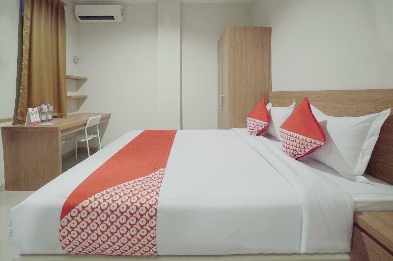 Oyo 415 The Kartini 8 Residence Jakarta Kültér fotó
