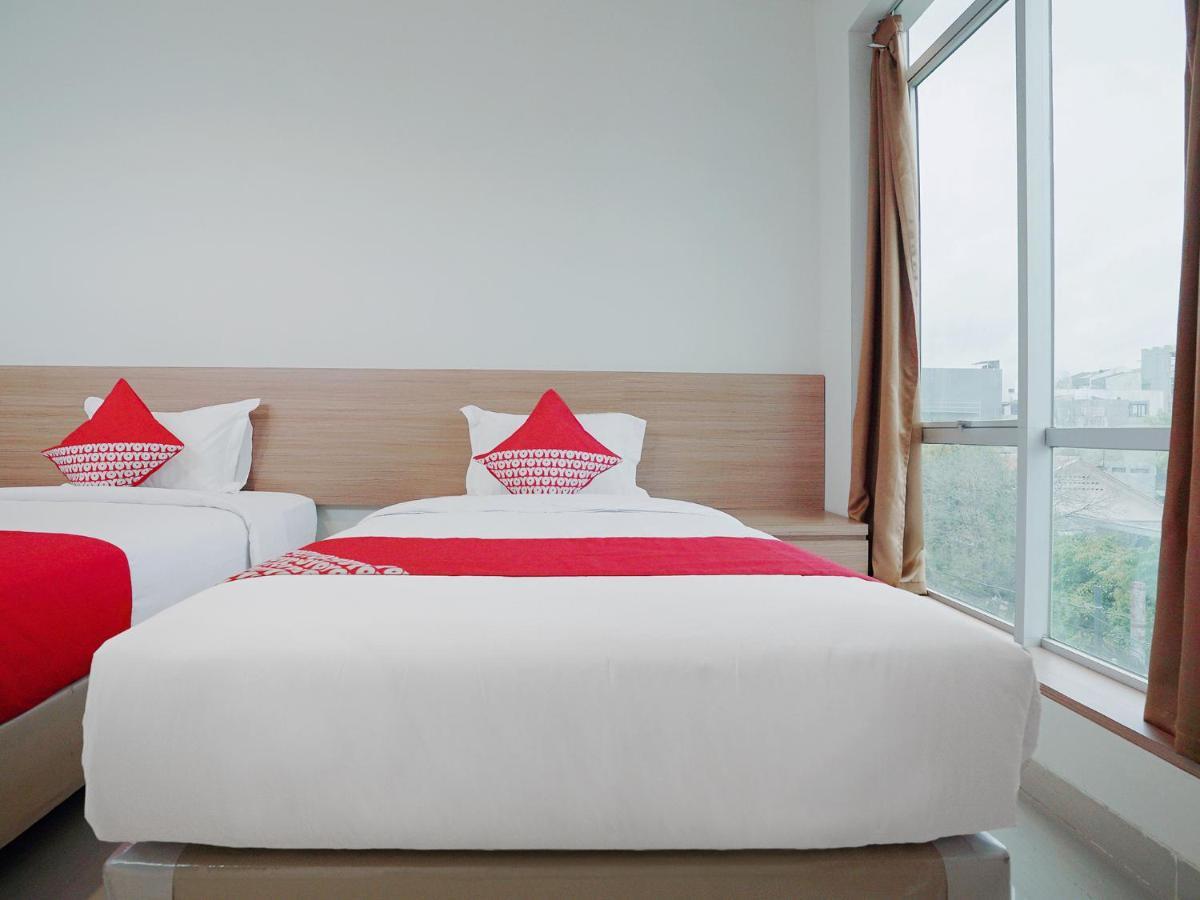 Oyo 415 The Kartini 8 Residence Jakarta Kültér fotó