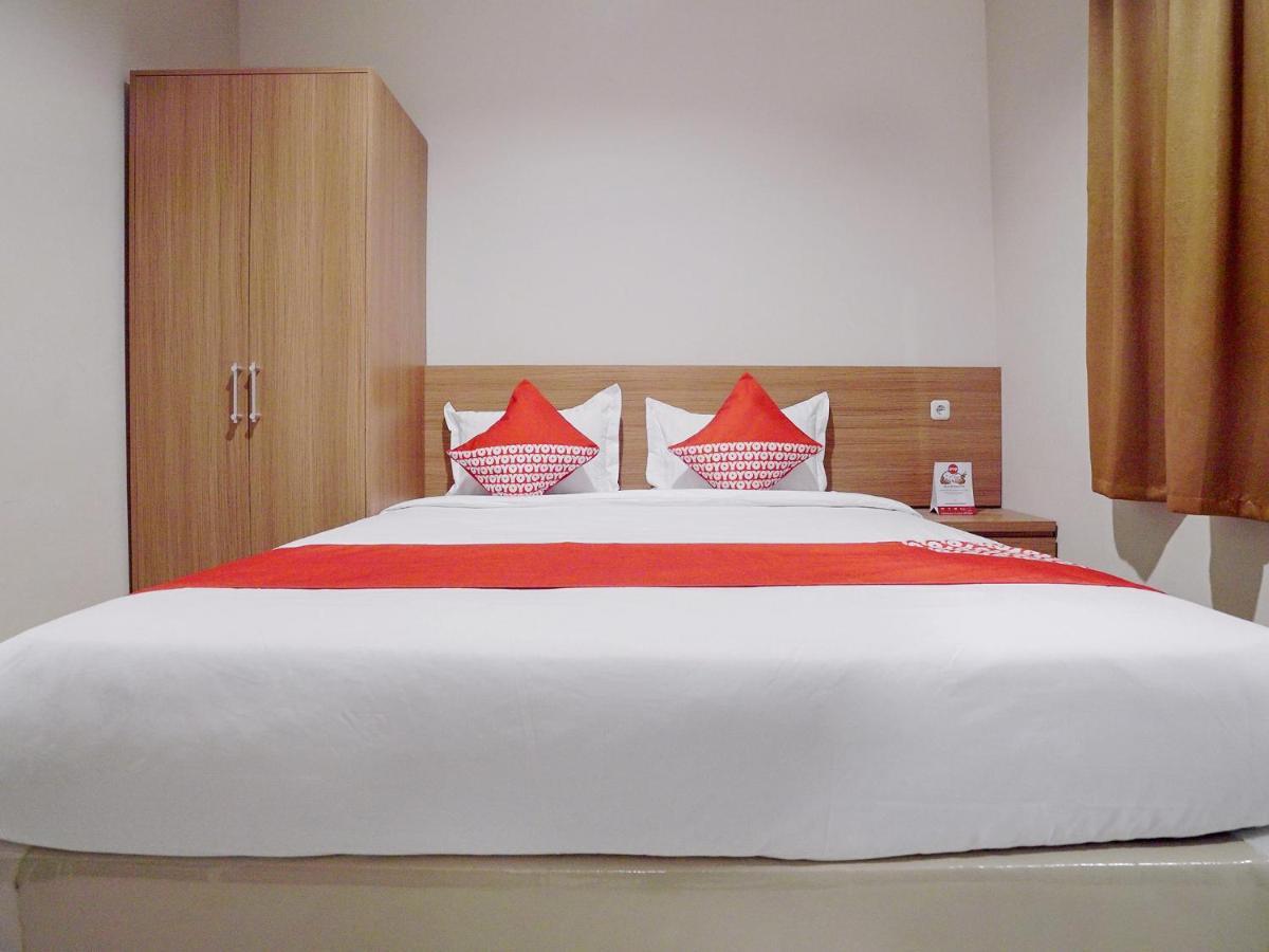 Oyo 415 The Kartini 8 Residence Jakarta Kültér fotó