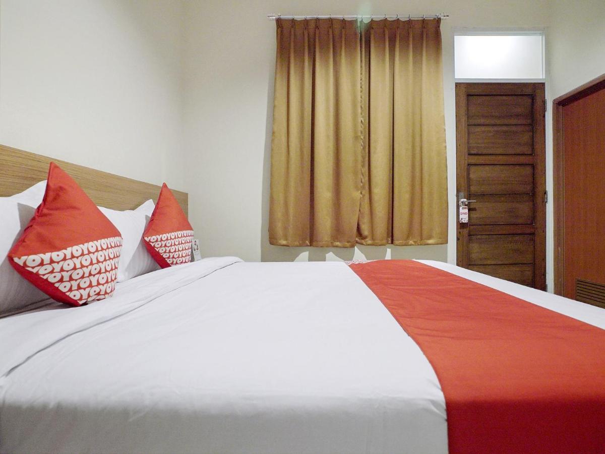Oyo 415 The Kartini 8 Residence Jakarta Kültér fotó
