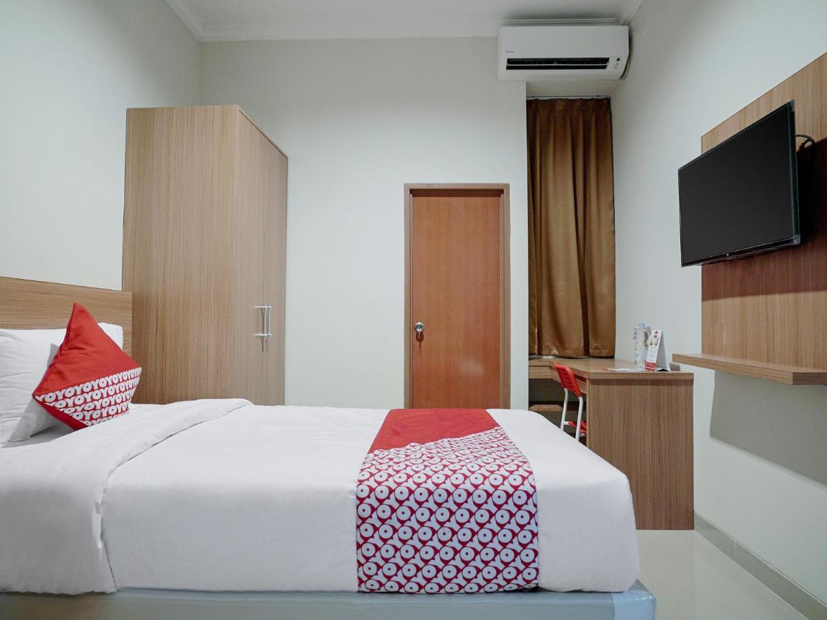 Oyo 415 The Kartini 8 Residence Jakarta Kültér fotó